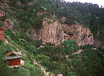 像素悬疑解谜游戏《交界线》7月20日发售同步亮相高能电玩节